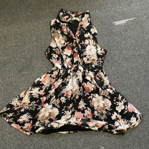 Windsor Flower zip up dress with racer back